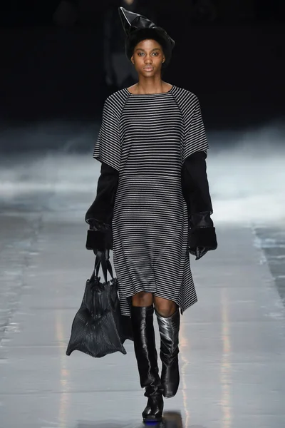 Look 20